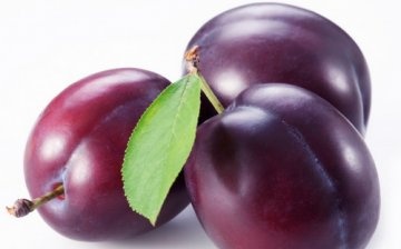 Pruna este un fruct sau o boabă